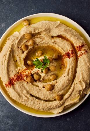 Basischer Hummus  Symbolfoto